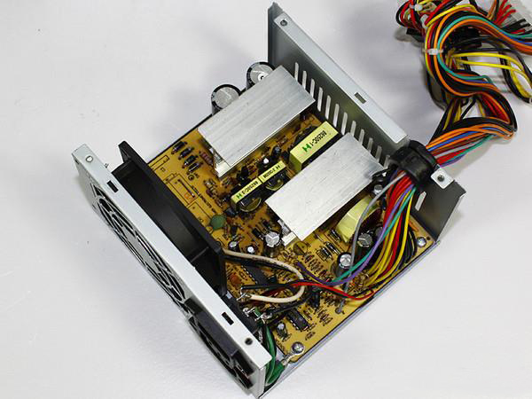 劣质机箱电源对电脑有什么危害