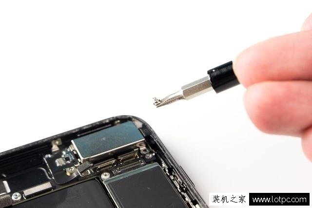 苹果iphone7 plus怎么拆机？iphone7 plus拆机图解教程及评测