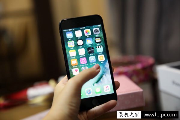 苹果iphone手机抬起唤醒如何开启与关闭”