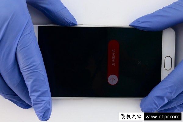 OPPO R9怎么更换电池？OPPO R9更换电池图解教程”