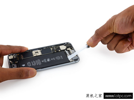 iphone 6s plus怎么更换电池？iphone 6s plus更换电池图解教程