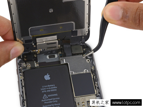 iphone 6s plus怎么更换电池？iphone 6s plus更换电池图解教程